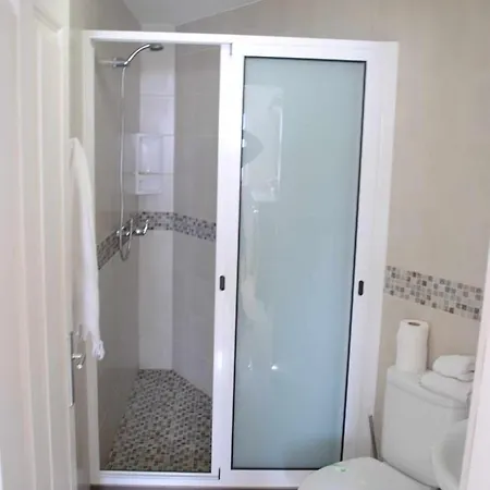 게스트하우스 Rosa - Renovated House Overlooking The Sea 푼샬