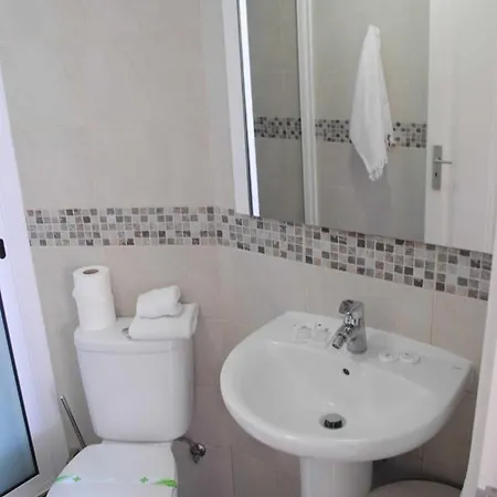 Rosa - Renovated House Overlooking The Sea 푼샬