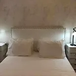 Rosa - Renovated House Overlooking The Sea Funchal (Madeira)