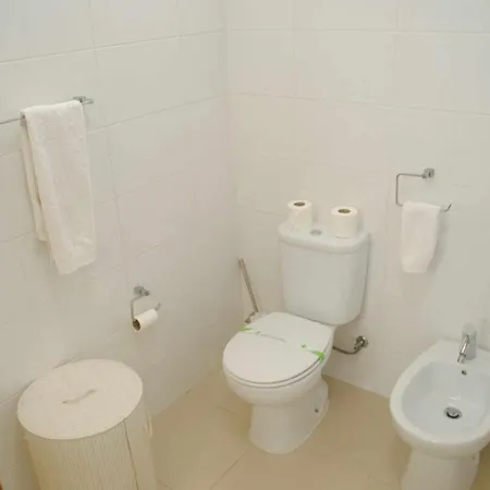 Konukevi Rosa - Renovated House Overlooking The Sea