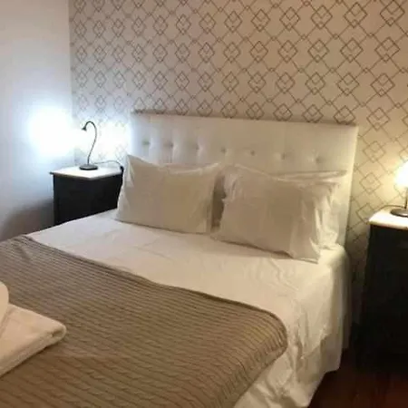 Konukevi Rosa - Renovated House Overlooking The Sea