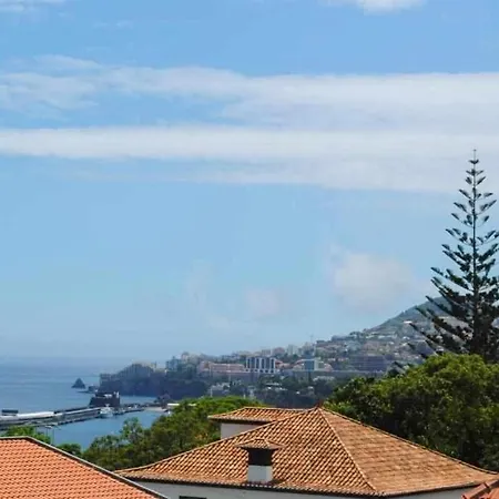 Konukevi Rosa - Renovated House Overlooking The Sea Funchal