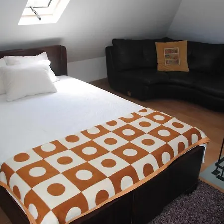 Rosa - Renovated House Overlooking The Sea 3*