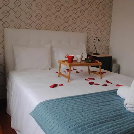 Penzion Vila Rosa - Renovated House Overlooking The Sea Funchal (Madeira)