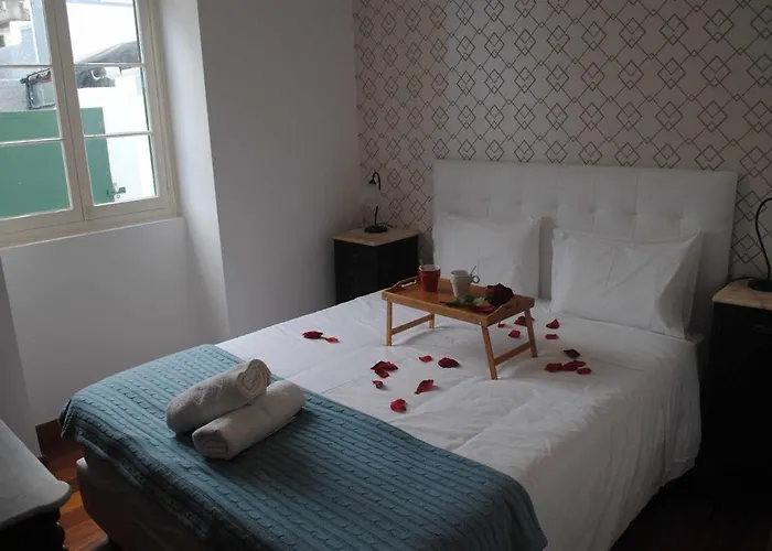 Rosa - Renovated House Overlooking The Sea 3*