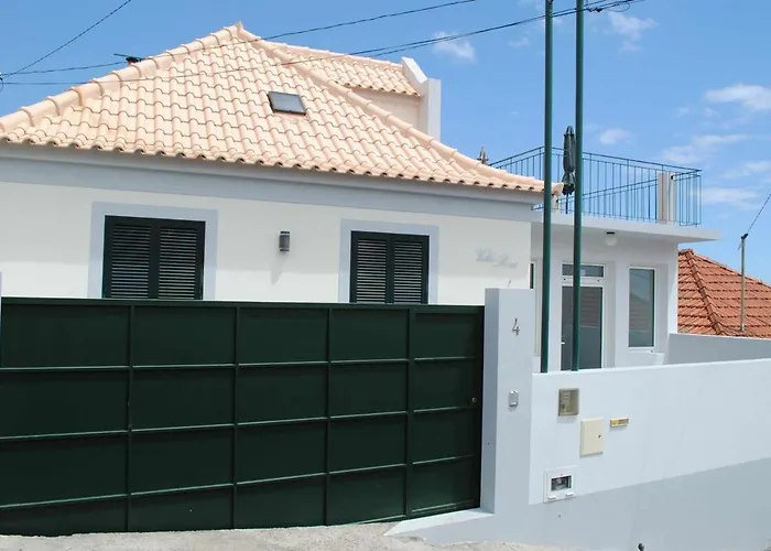 Rosa - Renovated House Overlooking The Sea فونشال