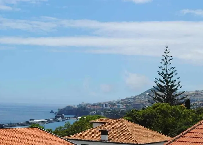 بيت ضيافة Rosa - Renovated House Overlooking The Sea فونشال
