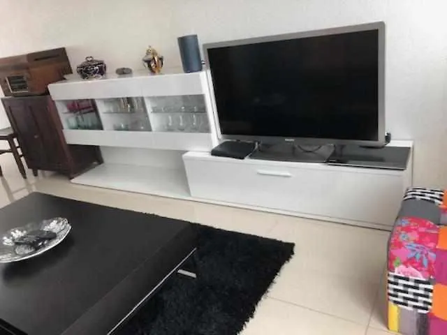 Rosa - Renovated House Overlooking The Sea بيت ضيافة فونشال